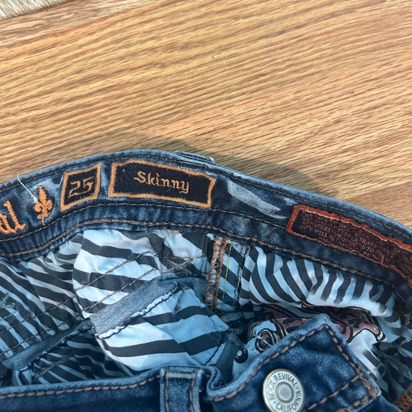 Rock Revival Distressed Blue Jeans - Picture 4 of 8